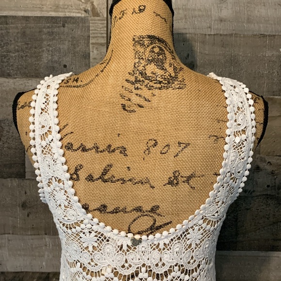 Victoria’s Secret Crochet Beach Coverup - Picture 8 of 15